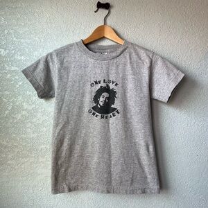 Gray Graphic T-Shirt with One Love Bob Marley Design